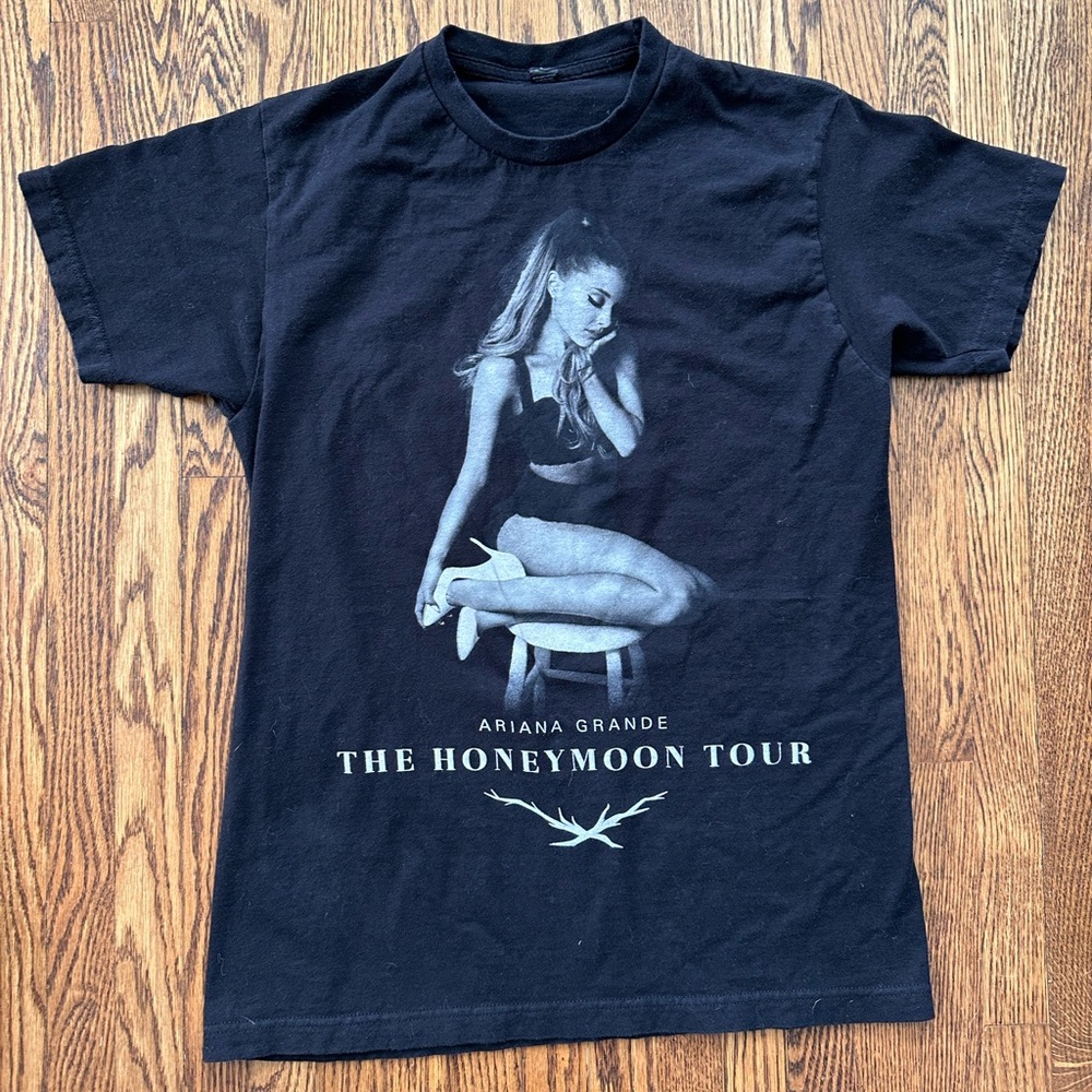 Ariana Grande The Honeymoon Tour Black T-Shirt